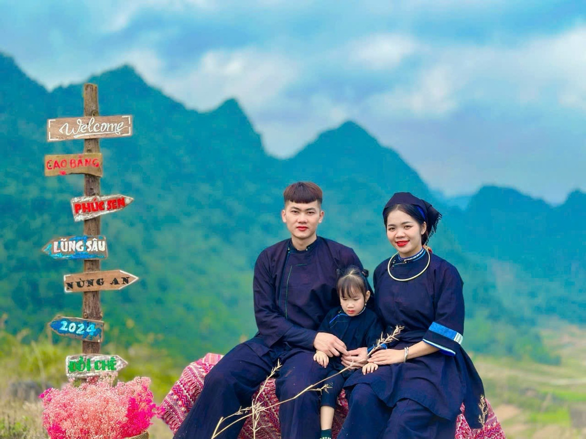 Doi che Lung Sau hap dan khach du lich-Hinh-3