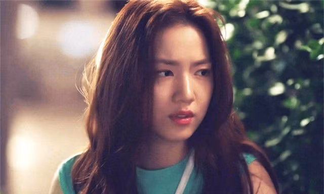 Ke ngoai tinh cho voi ung dung boi day la qua bao nhan tien