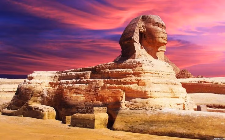 Gần đây hơn, một giả thuyết gây bất ngờ đã xuất hiện, cho rằng bức tượng Nhân sư Ai Cập có niên đại xưa hơn rất nhiều, đó là khoảng 9.000 năm trước.