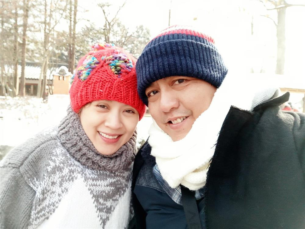 ng xã Thanh Thúy - đạo diễn Đức Thịnh - tự khen bản thân: "Đẹp trai nên cứ bị quấn quýt".