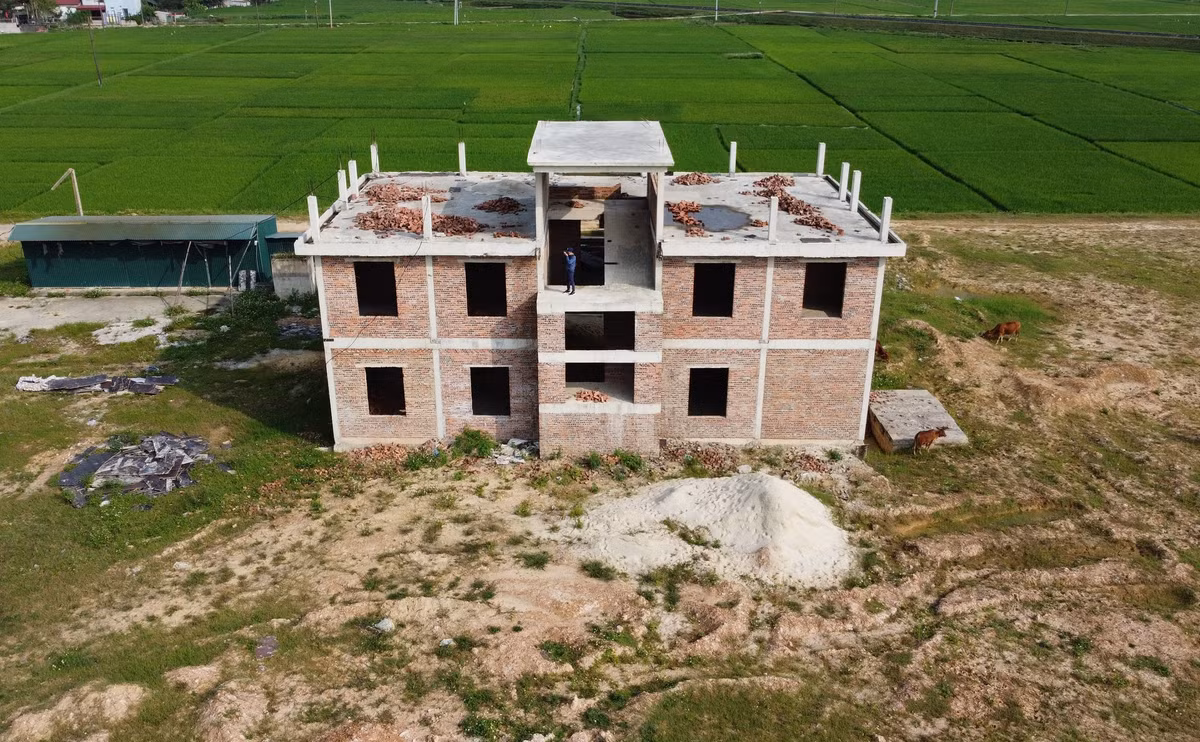 Làm việc với chính quyền huyện Nông Cống hồi tháng 10/2020, đại diện chủ đầu tư cam kết dự án sẽ được thực hiện từ 11/2020, dự kiến hoàn thành trong 6/2021. Tỉnh Thanh Hóa sau đó gia hạn cho chủ đầu tư đến 9/2021 phải hoàn thành và đưa nhà máy vào hoạt động. Tuy nhiên, dự án vẫn ì ạch cho đến nay.