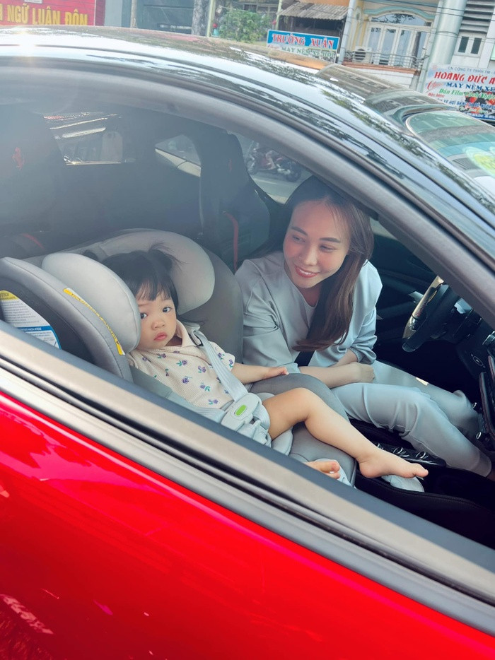 Cường Đô La 'giận dỗi' vì bị vợ cho 'ra rìa' Cuong Do La 'gian doi' vi bi vo cho 'ra ria'