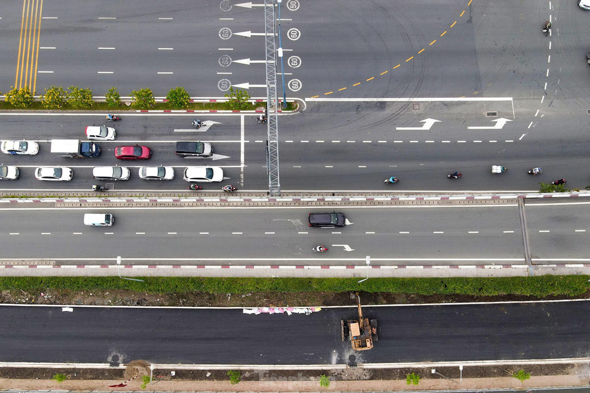 Bên cạnh đó, dự án còn giải quyết tình trạng ùn tắc, mất an toàn tại giao lộ Võ Văn Kiệt và đường Ký Con. Quan trọng hơn hết, tuyến đường còn là sự đồng bộ trong hệ thống giao thông tại khu vực này.