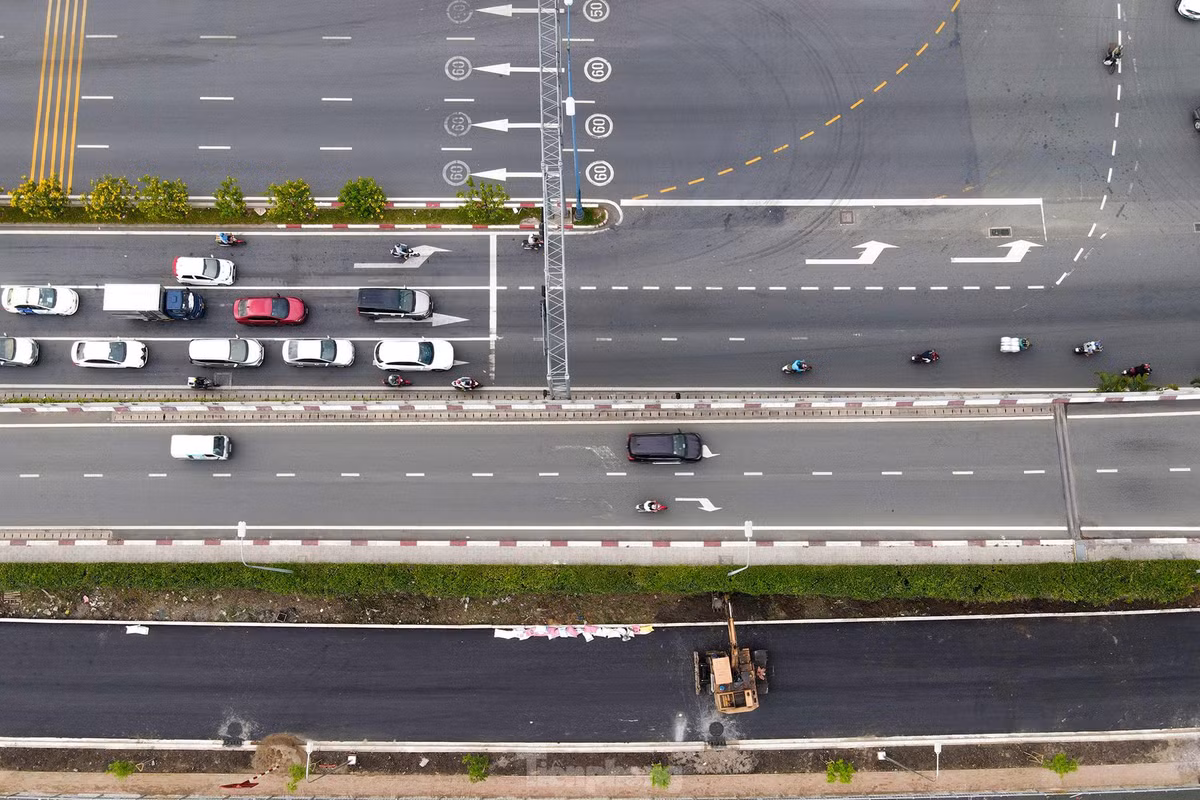 Bên cạnh đó, dự án còn giải quyết tình trạng ùn tắc, mất an toàn tại giao lộ Võ Văn Kiệt và đường Ký Con. Quan trọng hơn hết, tuyến đường còn là sự đồng bộ trong hệ thống giao thông tại khu vực này.