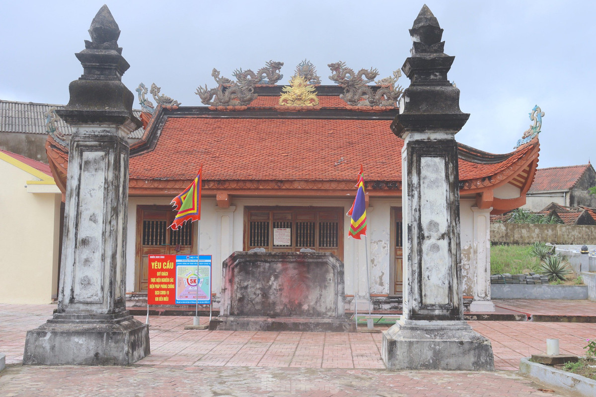 Doc dao nghia dia chon cat gan 200 ca Ong, tho phung nhu nguoi-Hinh-2