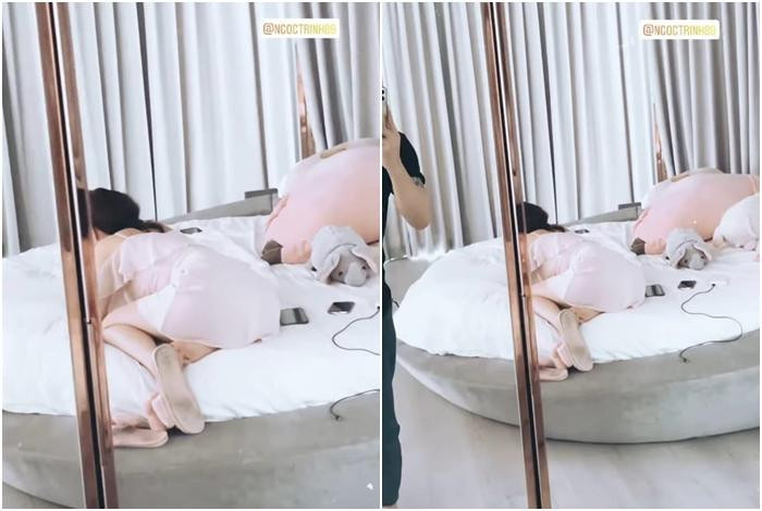 Trong một lần Vũ Khắc Tiệp quay clip "check-in" phòng ngủ Ngọc Trinh, dân mạng phát hiện đôi dép cũ rích, đen ngòm của chân dài 8X.