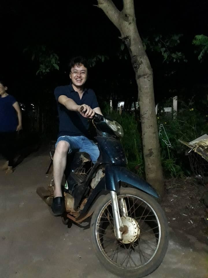 BTV Hữu Bằng thèm 'ăn sáng cafe, trà đá la cà, tào lao thiên địa'.