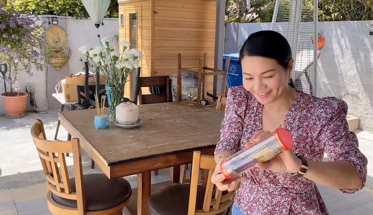 Sao Việt Ngọc Huyền hẹn Hương Thủy, Kim Tử Long,... tập tuồng.