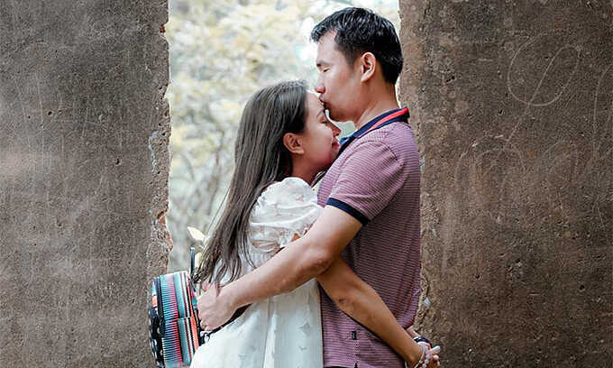 Van Hugo cong khai ro mat ong xa doanh nhan-Hinh-2