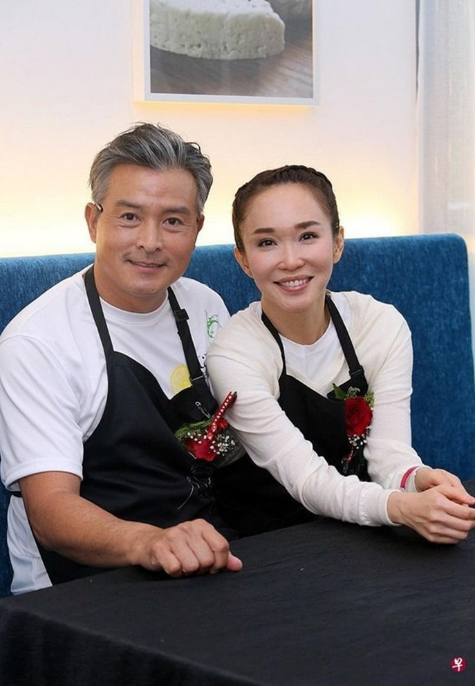 Hơn một thập kỷ gắn bó, Lý Minh Thuận và Phạm Văn Phương vẫn rất hạnh phúc.