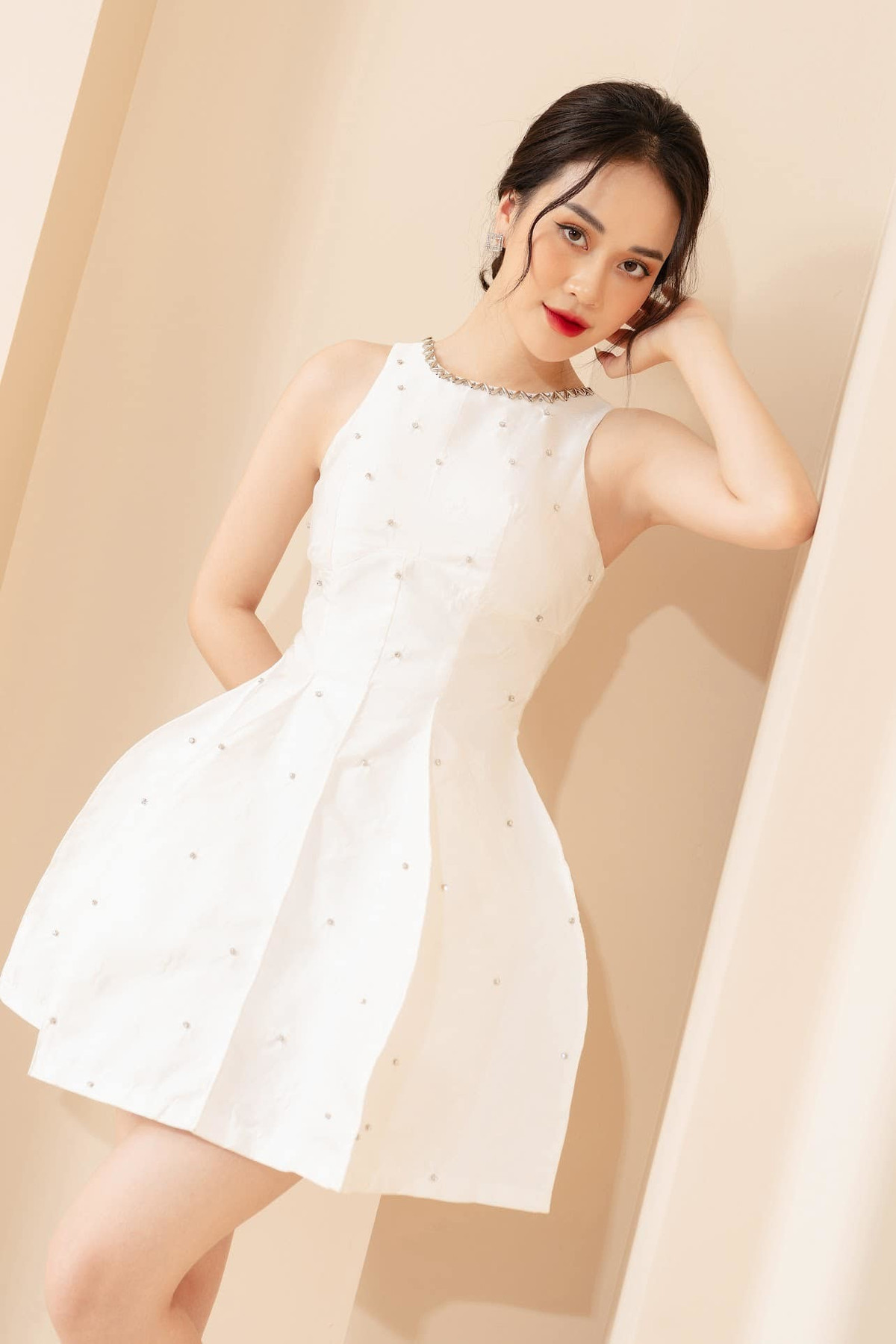 MC Ngô Mai Phương khuyên mọi người hãy là chính mình.