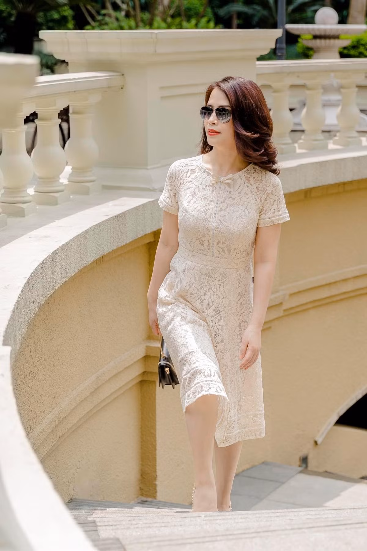 Chia sẻ mối quan hệ hiện tại với nam nghệ sỹ, doanh nhân Ý Lan nói: "Có tiến xa hay không, tôi nghĩ còn do duyên và để thời gian chứng minh nữa".