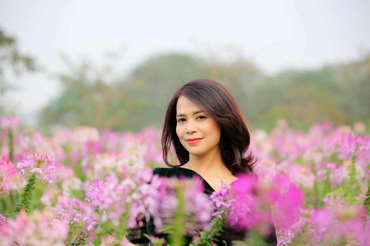 Quen biết Chí Trung qua công việc, cô chia sẻ đã từng khuyên anh hàn gắn với vợ cũ.