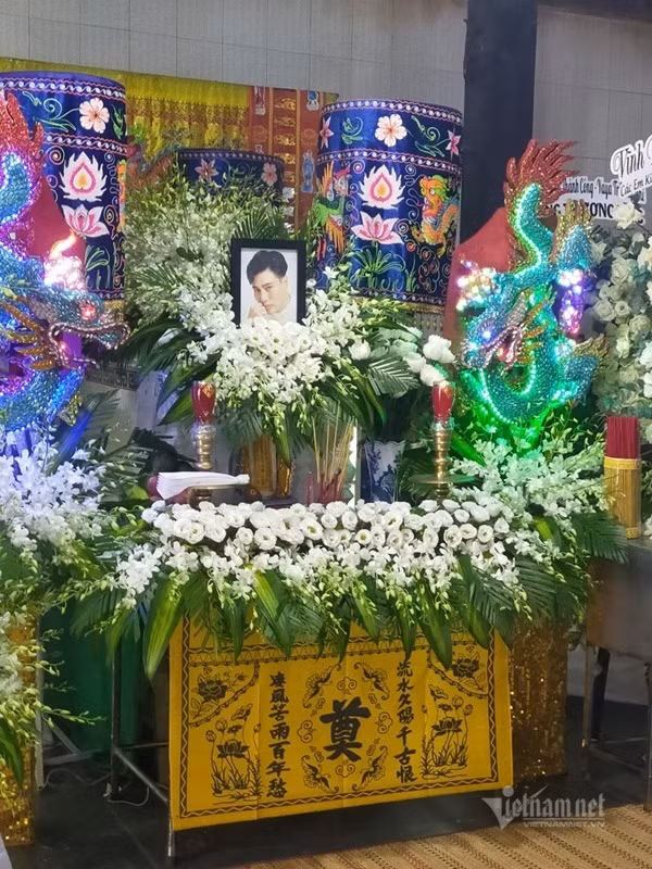 Bo me tieu tuy tuc truc tang le nguoi mau Duc Long-Hinh-3