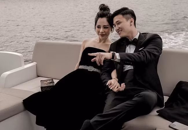 "Nếu em thật lòng muốn start up, anh sẽ sẵn sàng để đầu tư. Đầu tư một mái nhà và đặt tên nó là hạnh phúc...", Huỳnh Anh dành những lời tình cảm cho bạn gái.