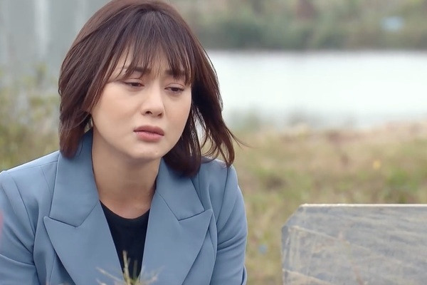 Trước đó, Nam trong 71 tập phim của phần 1 diện đồ bình dân đúng kiểu con nhà nghèo và có phần nam tính, kín đáo che hết đường cong quyến rũ của nữ diễn viên.