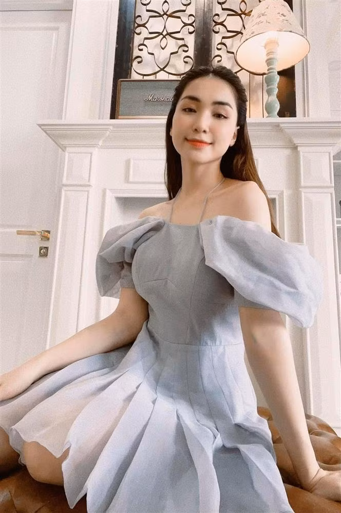 Những tâm sự của Hòa Minzy nhận được sự đồng cảm của hội chị em bỉm sữa. Nhiều người qua đó cảm nhận được sự hy sinh của những bà mẹ.