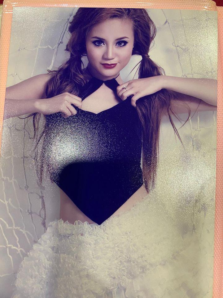 Thời điểm đó, cô cũng thú nhận việc lén lút đi hút mỡ cánh tay sau khi sinh bé thứ hai tuy nhiên, ở lần sinh thứ ba này, cô quyết định chỉ tập thể thao mà thôi. Nữ ca sĩ khẳng đinh, ở "tuổi băm" trở đi thì làn da cần được chăm sóc kỹ lưỡng lắm mới mong trẻ đẹp. Ngoài ra còn phải giữ dáng, biết ăn mặc, trang điểm phù hợp với mình.