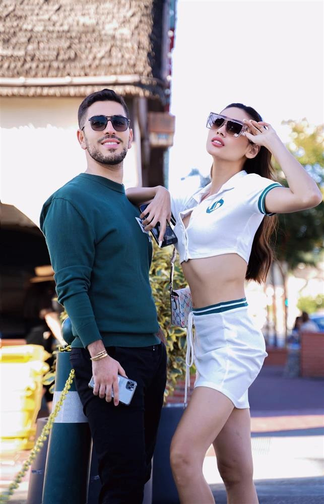 Ban trai giau mat o My cua Vo Hoang Yen da lo dien?