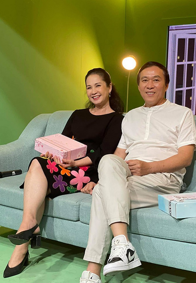 NSND Lan Hương gửi lời cảm ơn đến mọi người đã dành nhiều lời chúc ý nghĩa cho mình trong ngày sinh nhật.