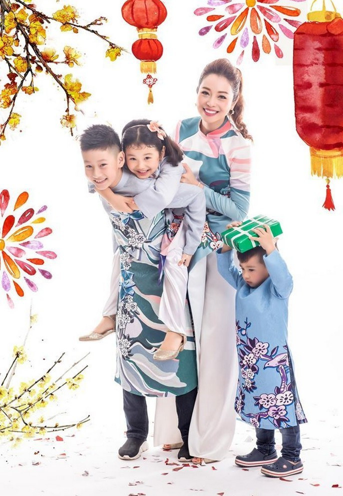 Ở tuổi teen, Bảo Nam có nhiều sự thay đổi về mặt tâm sinh lý. Cặp đôi hiểu được điều đó nên để con có không gian riêng trong môi trường học tập và sinh hoạt. Khi Bảo Nam ở độ tuổi 18, chuẩn bị bước vào đời, họ sẽ có những góp ý, định hướng kỹ càng hơn cho bé.