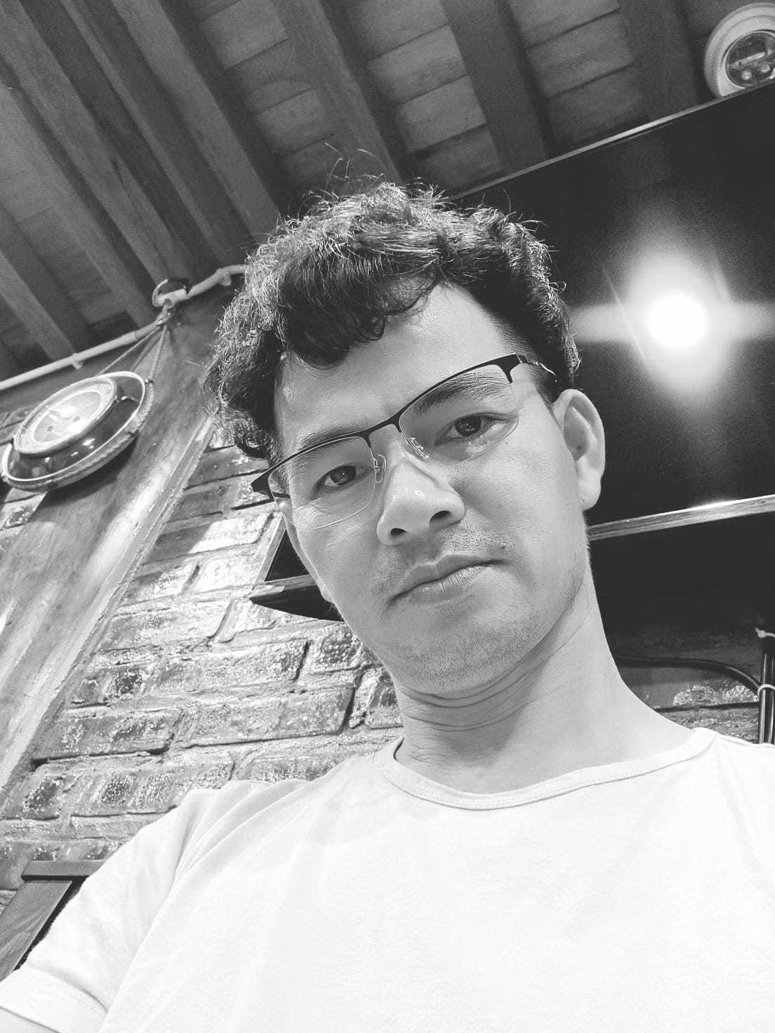 Nghệ sĩ Xuân Bắc tự hỏi: "Mình đây ư?".