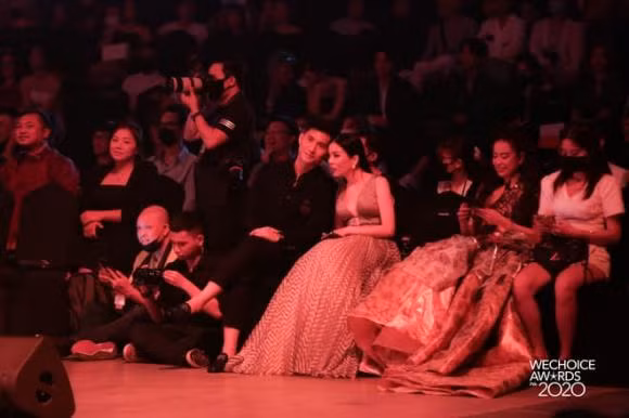 Lo them anh than mat cua Le Quyen va tinh tre kem 12 tuoi-Hinh-3