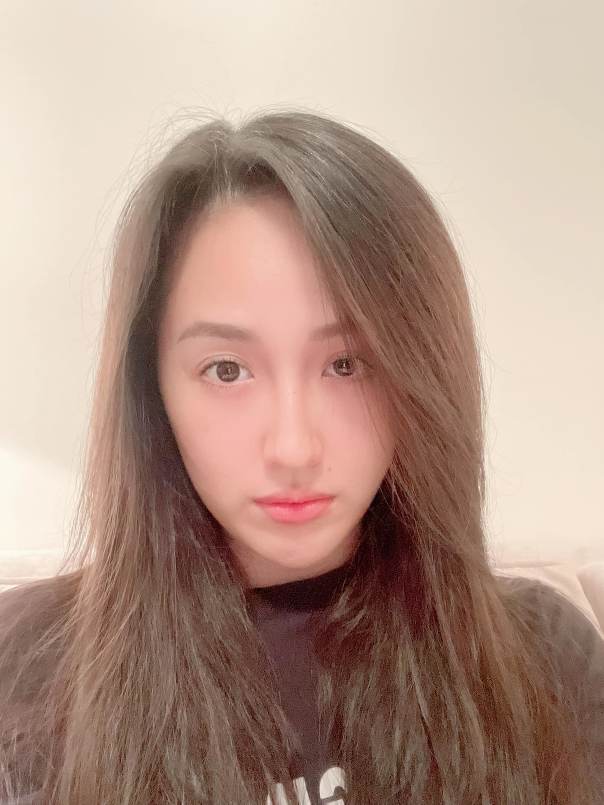 Sao Việt Mai Phương Thúy thèm bún lá.