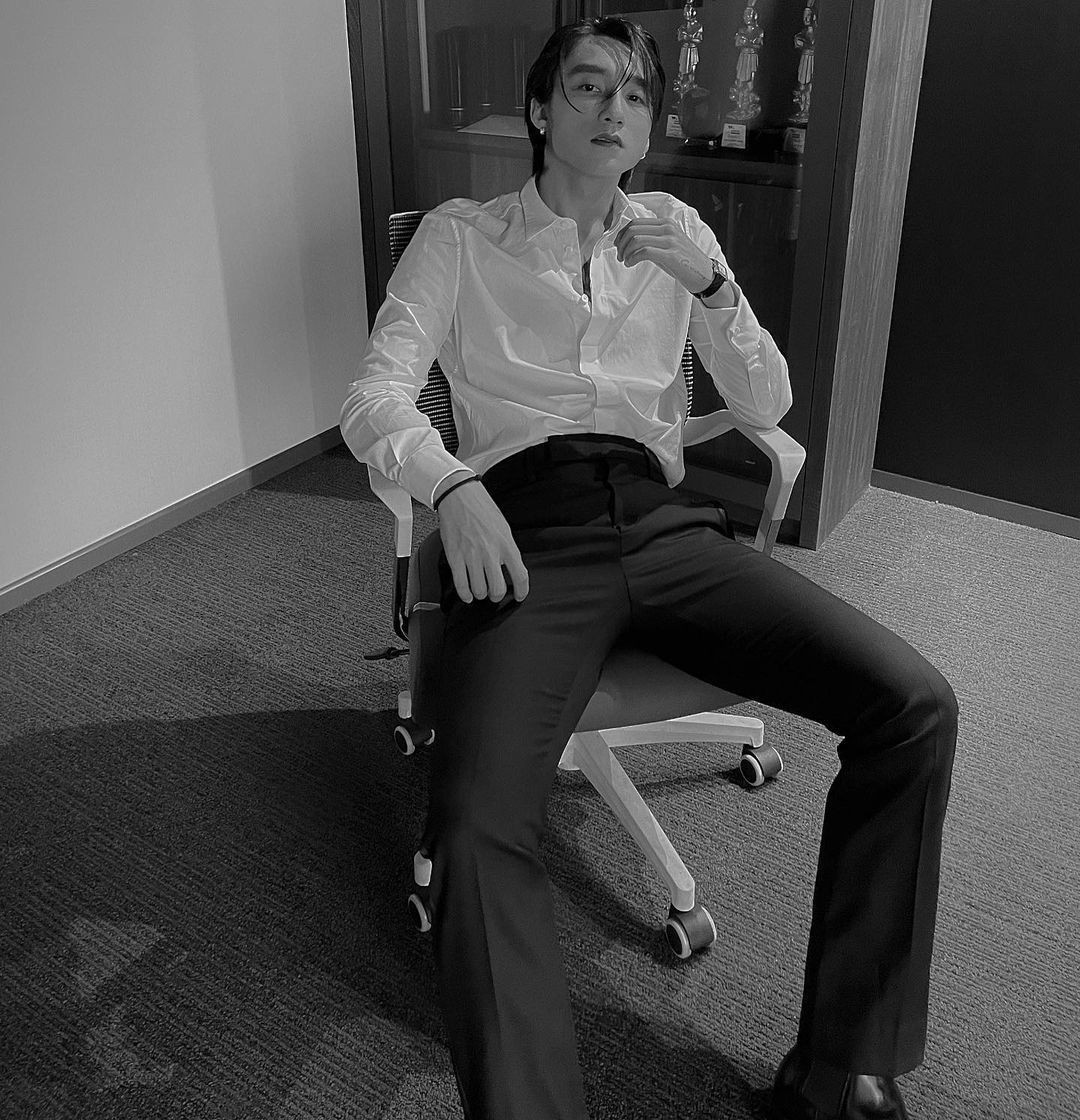 Sao Việt Sơn Tùng M-TP xuề xòa vẫn cuốn hút.