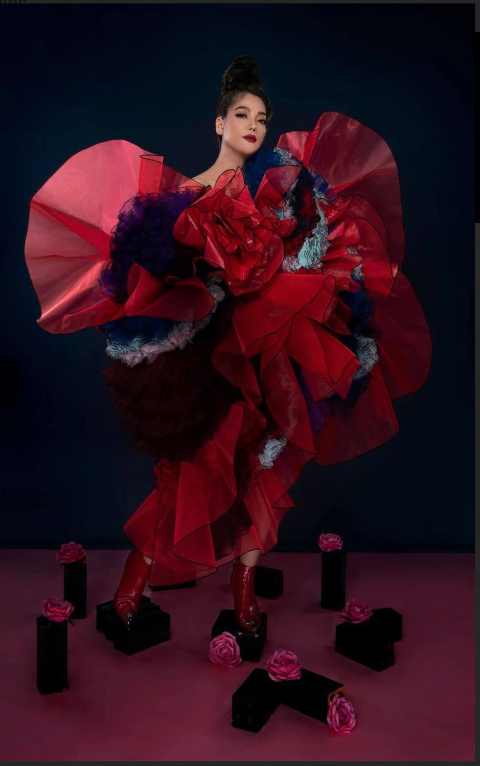 Trương Ngọc Ánh chụp bộ ảnh nghệ thuật mới.