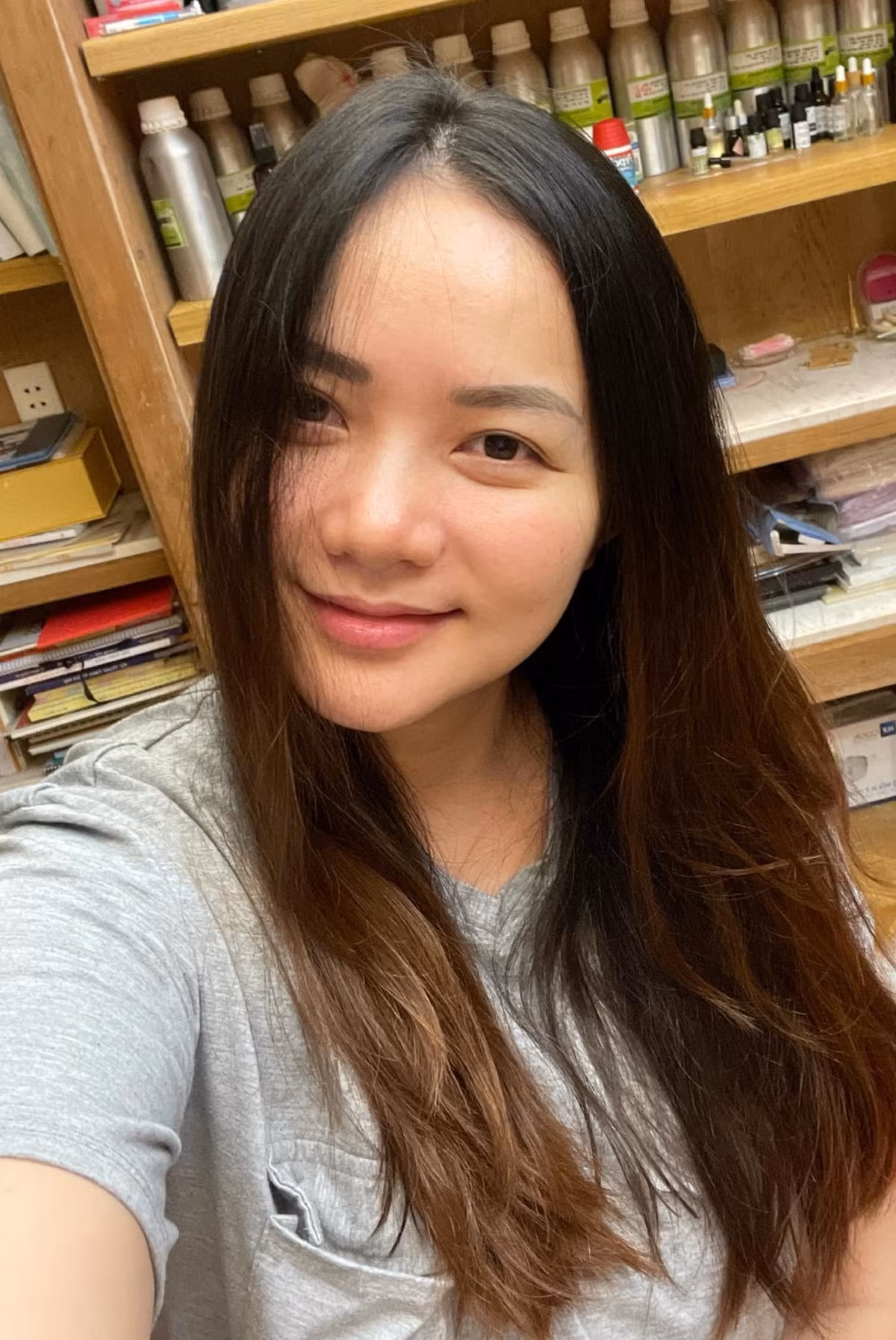 Sao Việt hôm nay 15/9: Phan Như Thảo tự "xử lý" tóc.