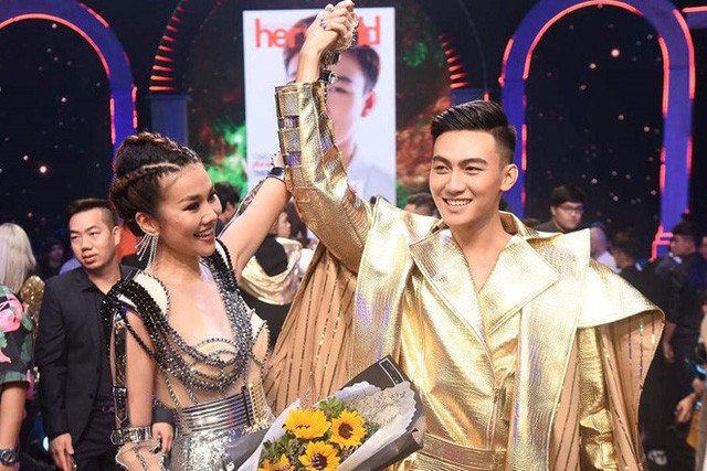 Cũng trong năm 2018, Mạc Trung Kiên trở thành quán quân The Face Vietnam - Gương mặt Người mẫu Việt Nam.