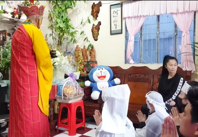 Sáng 20/1, lễ an táng của ca sĩ Vân Quang Long được diễn ra tại quê nhà Đồng Tháp.