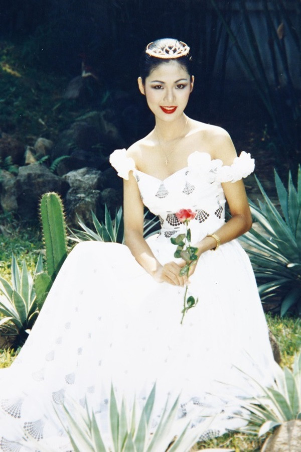 Thu Thủy được nhiều đồng nghiệp và khán giả yêu mến bởi sự thông minh, sắc sảo và lạc quan.