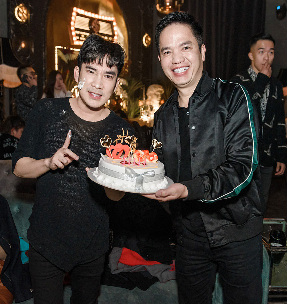 Trong năm 2020 dù ảnh hưởng của dịch bệnh COVID-19 nhưng Lệ Quyên, Quang Hà vẫn đắt show biểu diễn trong nước.