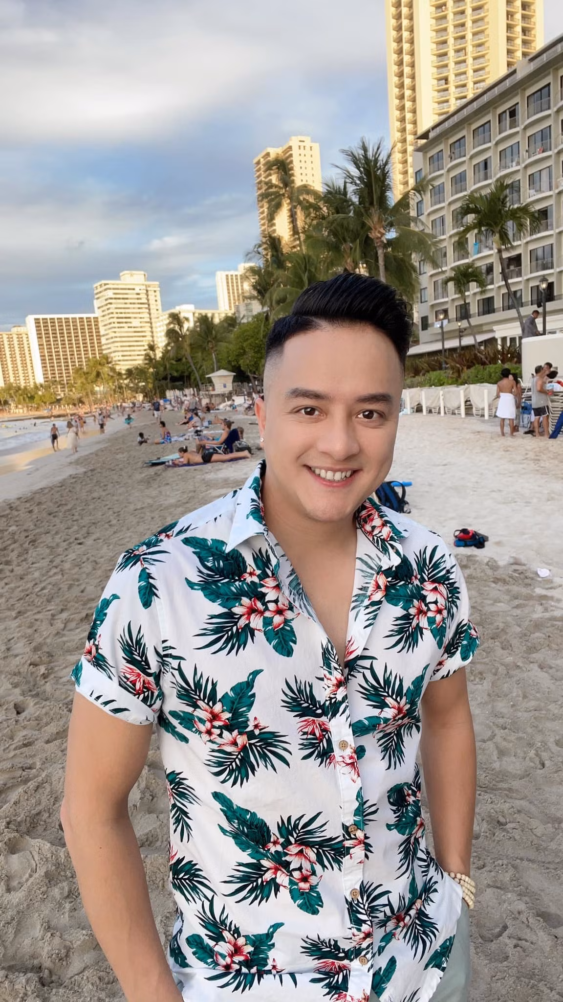 Cao Thái Sơn đang ở Hawaii.