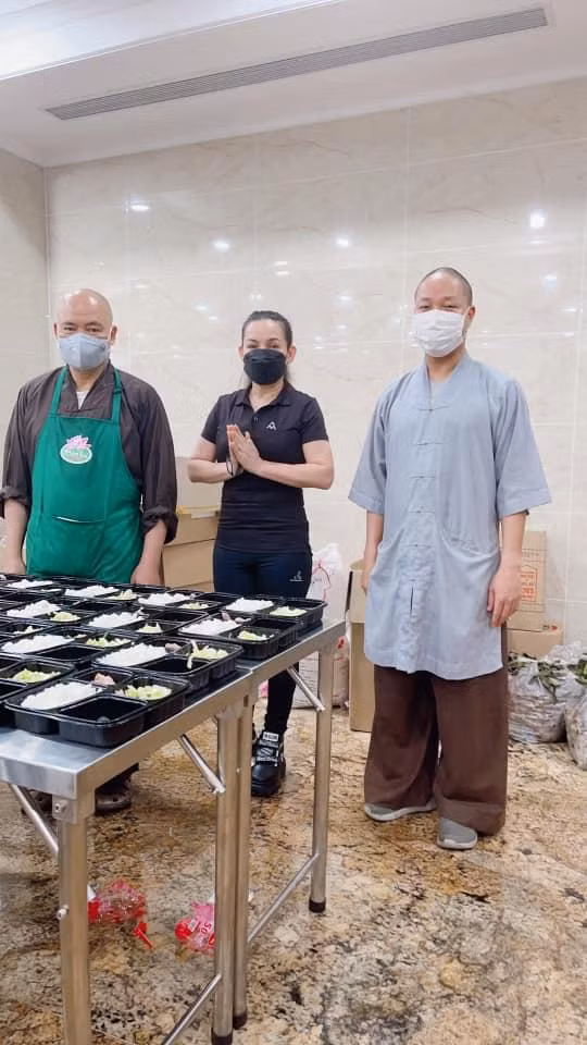 Thuc hu Phi Nhung nhiem COVID-19, la F0 ma di muon noi-Hinh-5