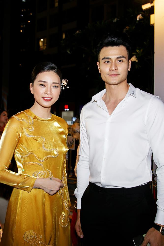 hưng diễn viên Ngô Thanh Vân không chụp hình chung với Huy Trần mà lại chụp với một nam thần khác là Vĩnh Thụy.