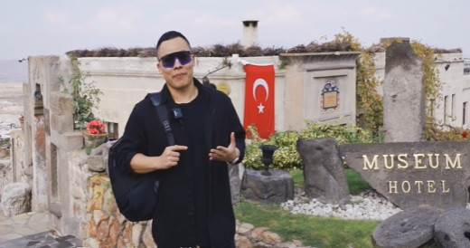 Vu Khac Tiep sai tieng Anh co ban, fan doc ma nguong thay-Hinh-2