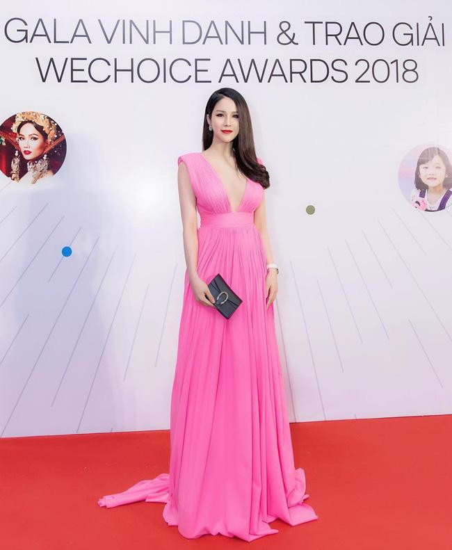 Nhan sắc lẫn vóc dáng của mẹ bỉm sữa Diệp Lâm Anh khiến nhiều người phải xuýt xoa.