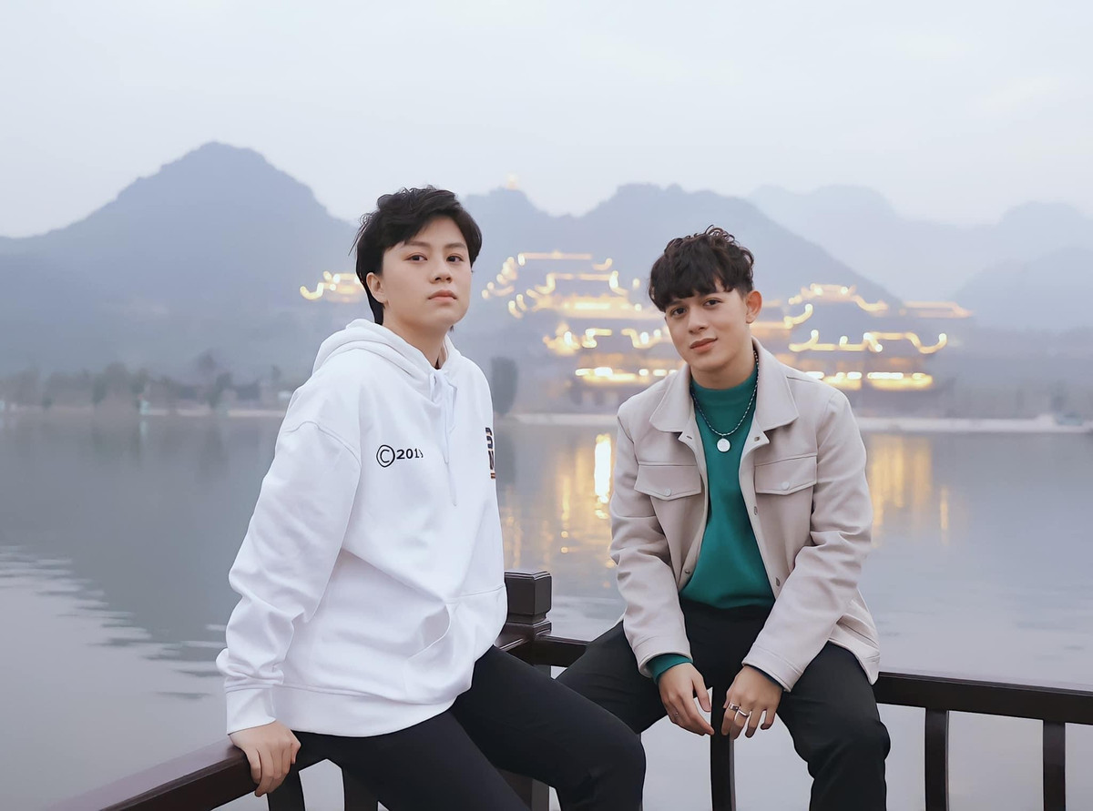 Quang Anh gọi Bảo Hân là "chàng Romeo", tự nhận là "nàng Juliet" khiến khán giả thích thú.