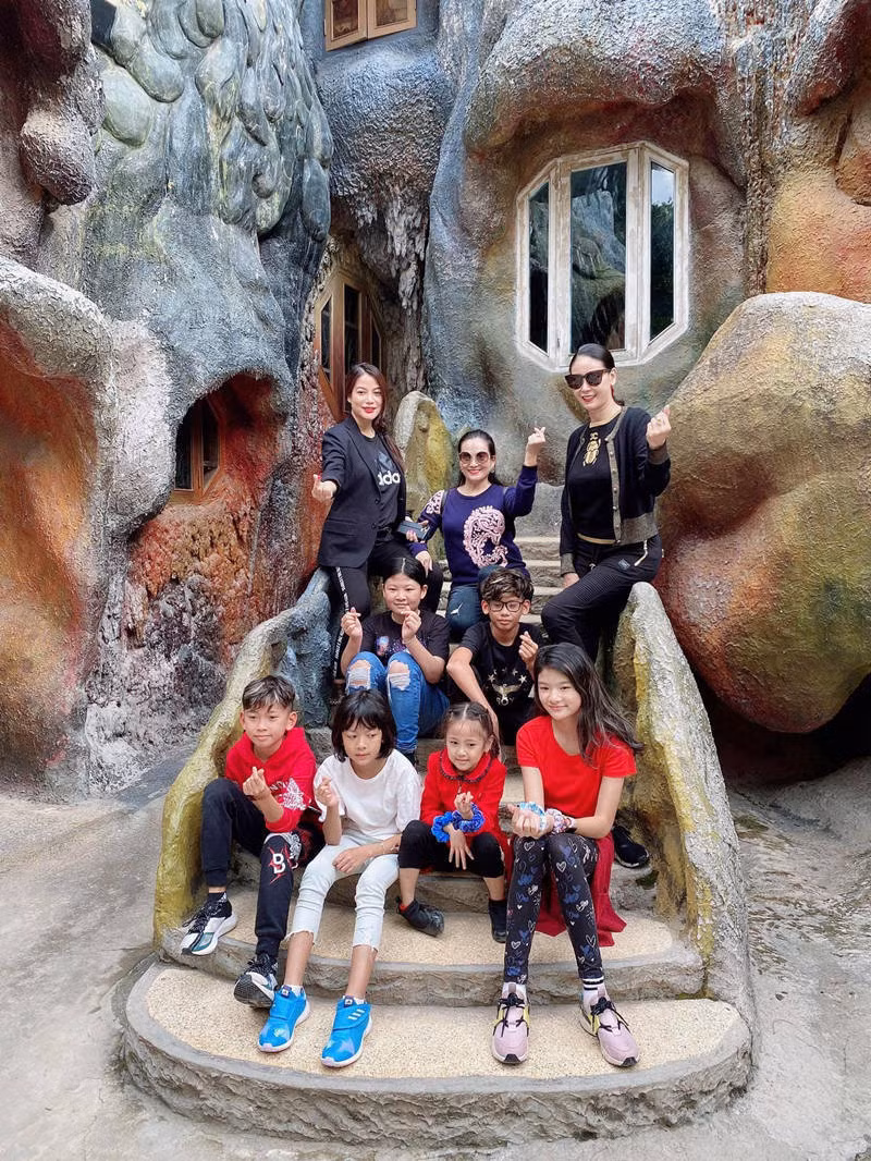 Thu vui tao nha cuoi tuan cua Truong Ngoc Anh va con gai-Hinh-10