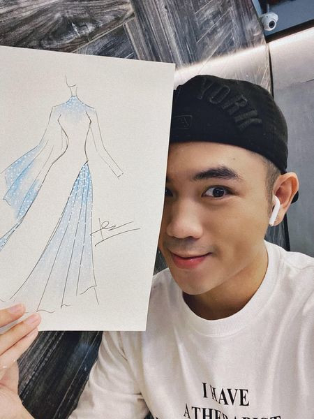 Ngoài ra, Trung Hiếu còn đoạt giải Nhì cuộc thi múa quốc tế Seoul lần thứ 15 năm 2018 tại Seoul Hàn Quốc. Bằng khen của Hội Nghệ sĩ múa Việt Nam dành cho diễn viên trẻ đạt giải Múa quốc tế; đề cử Top 12 công dân trẻ tiêu biểu TP.HCM năm 2018.