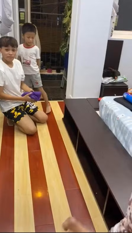 Con gai Phi Nhung tung bat binh vi me lay cat-xe cua Ho Van Cuong-Hinh-2