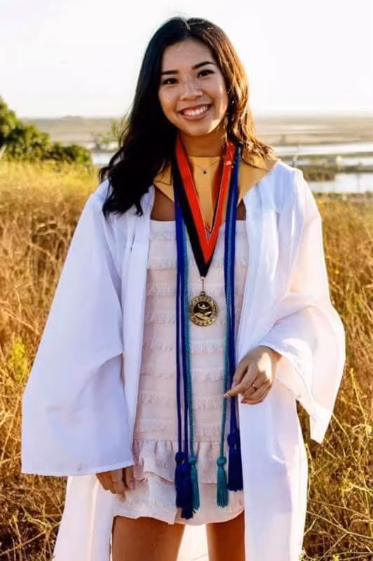 Quang Minh gửi lời yêu thương nhân ngày con gái tròn 19 tuổi.