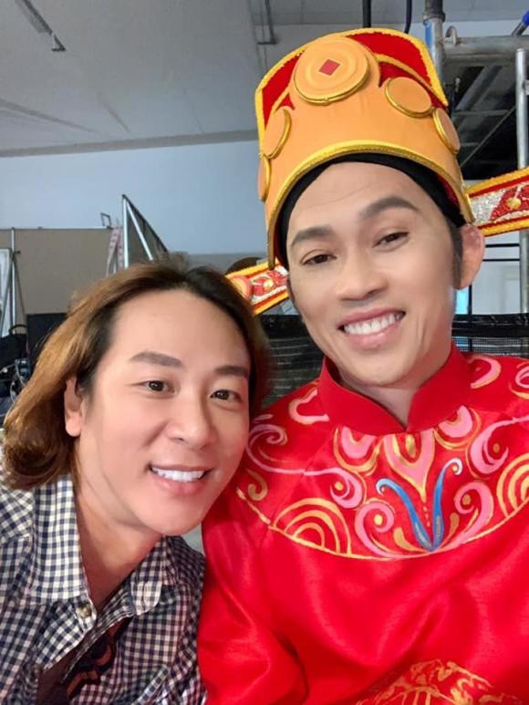 Make up cua Hoai Linh mang Hoa hau Phuong Le vo duyen