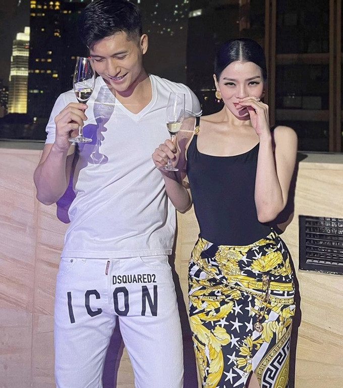 Gần 20 năm hoạt động trong ngành giải trí, cả tài năng và nhan sắc của Lệ Quyên đều khiến khán giả phải ngưỡng mộ.