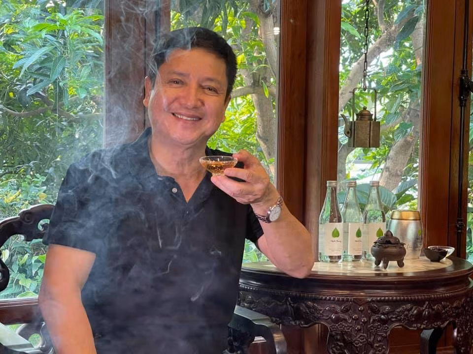 Chí Trung thấy thấm thía khi đọc 'Muôn kiếp nhân sinh'.