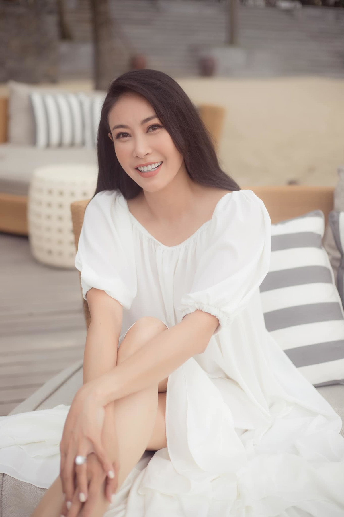 Hà Kiều Anh mừng tuổi mới.