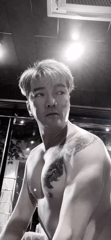 Đàm Vĩnh Hưng khoe thành quả tập luyện mùa dịch.